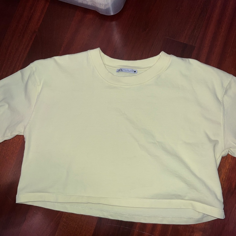 Zara yellow crop tshirt